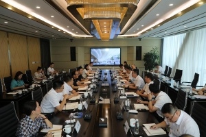 桐乡政企联动现场会开进振石、尊龙凯时人生就是搏，一如既往支持大企业稳定发展！
