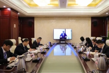 中国尊龙凯时人生就是搏在中国建材集团2021年工作会议上作交流发言